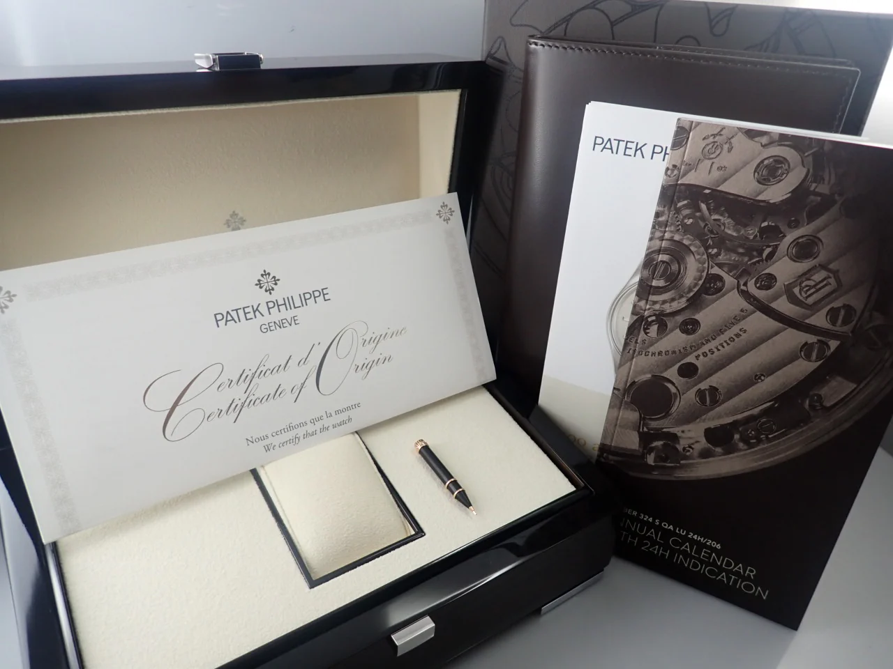 パテックフィリップ アニュアルカレンダー Ref.5205R-011 ローズゴールド オリーブグリーン文字盤 - Image 12