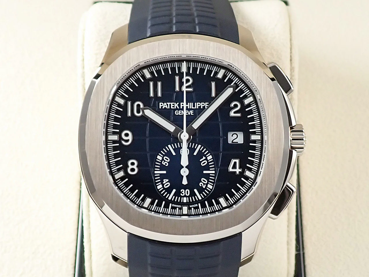 パテックフィリップ アクアノート クロノグラフ Ref.5968G-001 ホワイトゴールド ミッドナイトブルー文字盤 - Image 2