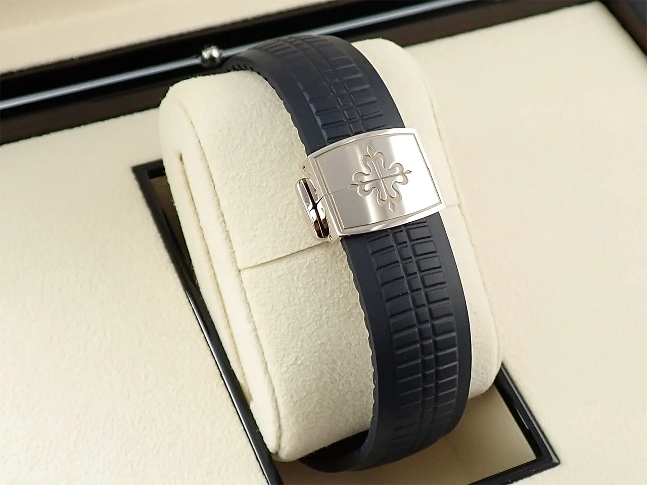 パテックフィリップ アクアノート クロノグラフ Ref.5968G-001 ホワイトゴールド ミッドナイトブルー文字盤 - Image 6