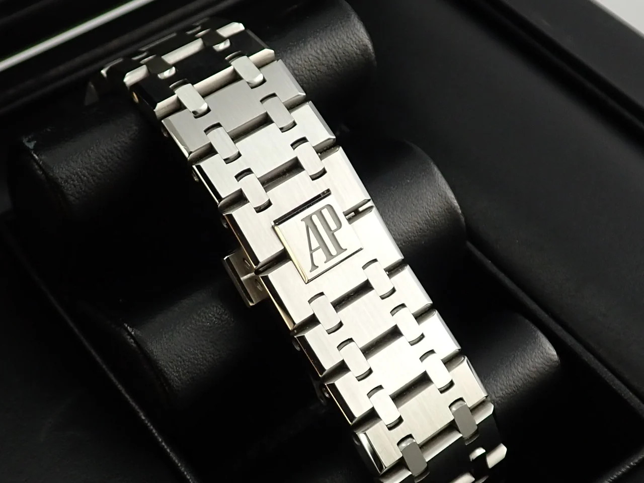 オーデマピゲ ロイヤルオーク Ref.15500ST.OO.1220ST.01 ステンレススチール ブルー文字盤 - Image 8