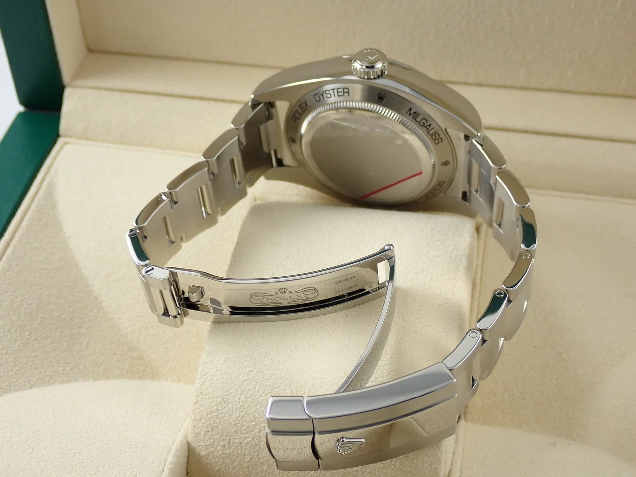ロレックス ミルガウス Ref.116400GV ステンレススチール ブラック文字盤 - Image 8