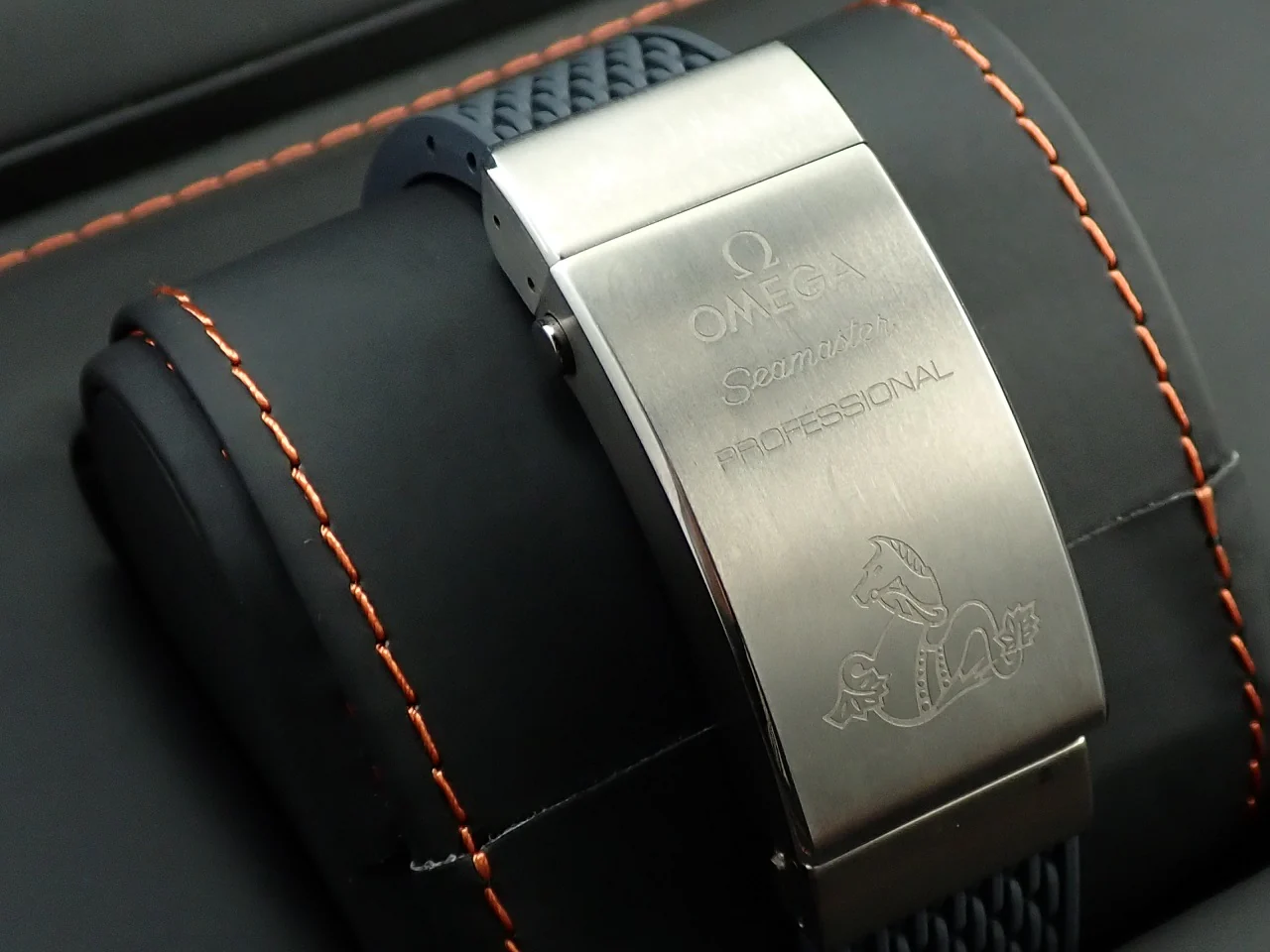 オメガ シーマスター プロプロフ 1200M コーアクシャル マスタークロノメーター Ref.227.90.55.21.99.001 グレー文字盤 極美品 SVT77F5X - Image 8