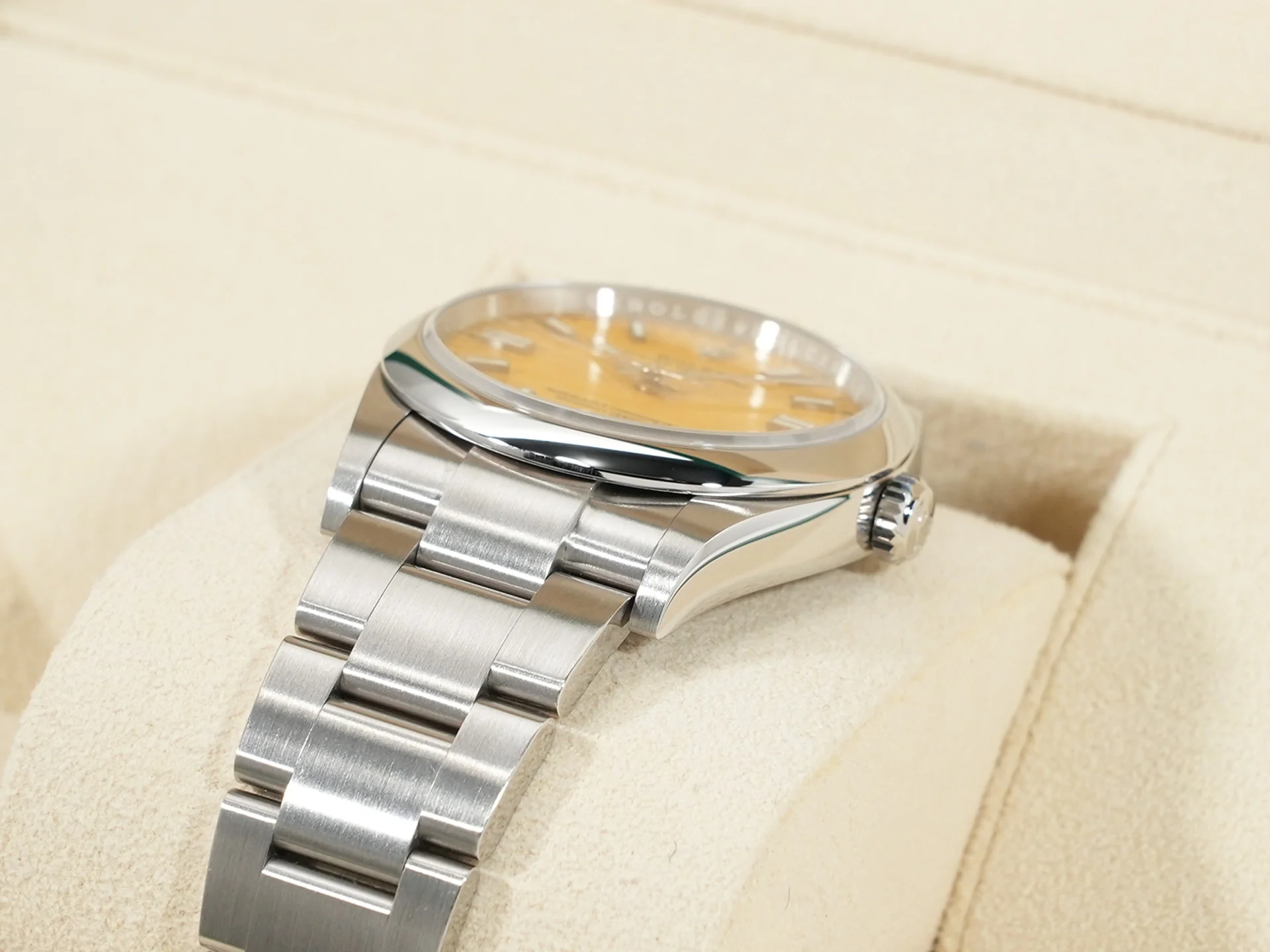 ロレックス オイスターパーペチュアル36 Ref.126000 ステンレススチール イエロー文字盤 - Image 6