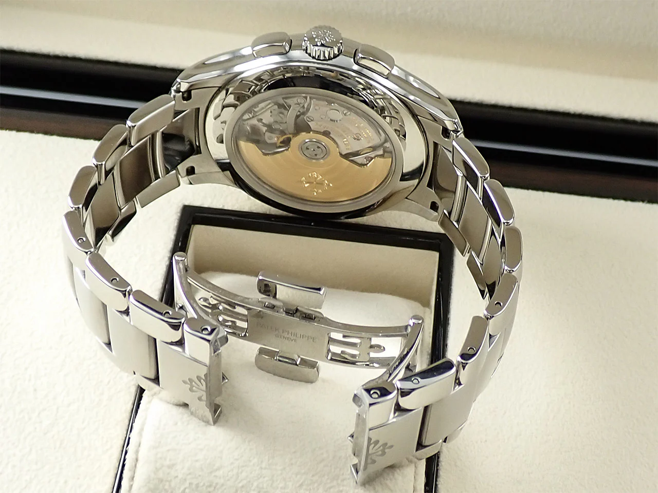 パテックフィリップ アニュアルカレンダー クロノグラフ Ref.5905/1A-001 ステンレススチール オリーブグリーン ソレイユ文字盤 - Image 8
