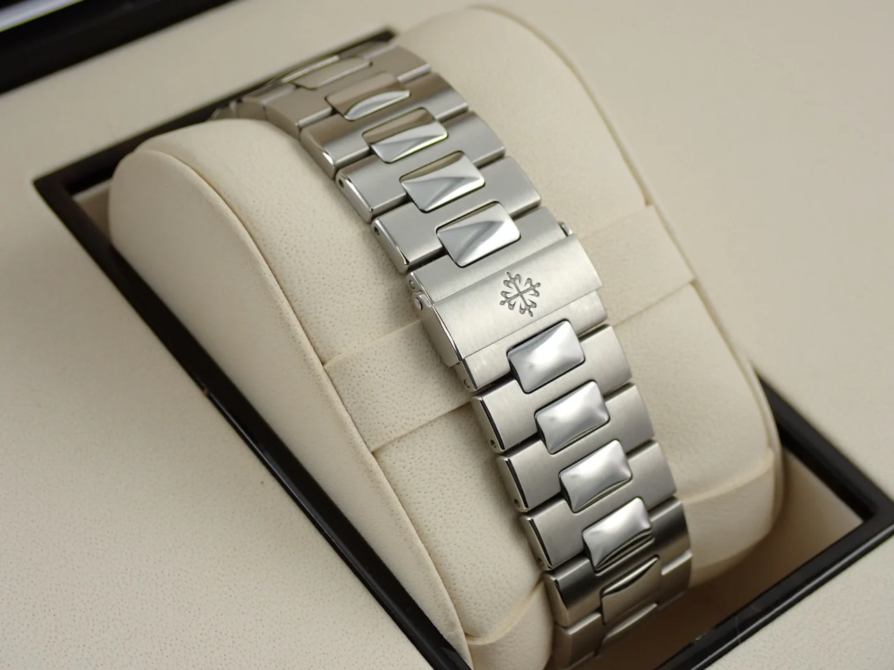 パテックフィリップ ノーチラス プチコンプリケーション Ref.5712/1A-001 ステンレススチール ブルー文字盤 - Image 7