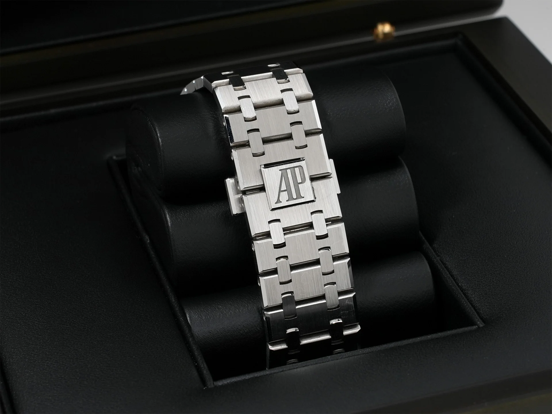 オーデマピゲ ロイヤルオーク Ref.15510ST.OO.1320ST.09 ステンレススチール カーキグリーン文字盤 中古 tiytigjv - Image 7