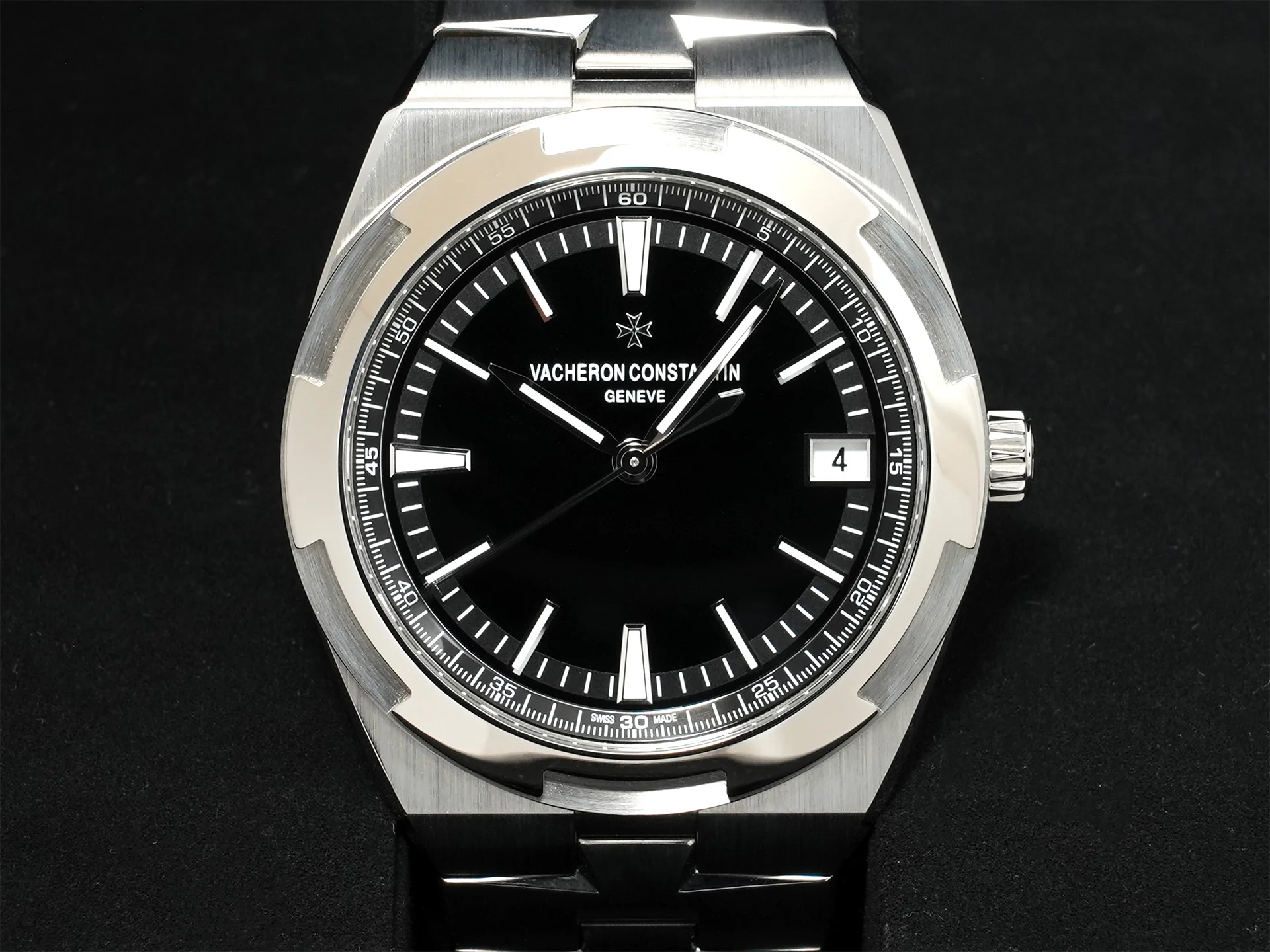 ヴァシュロンコンスタンタン オーヴァーシーズ Ref.4500V/110A-B483 ステンレススチール ブラック文字盤 未使用 urpjjy54 - Image 2
