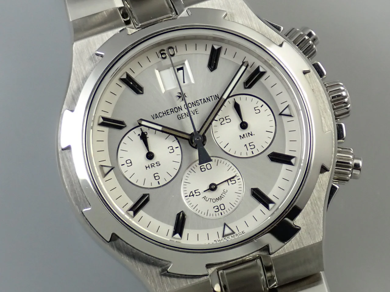 ヴァシュロンコンスタンタン オーヴァーシーズ クロノグラフ Ref.49140/423A-8790 シルバー文字盤 中古 US7J6CRT - Image 3