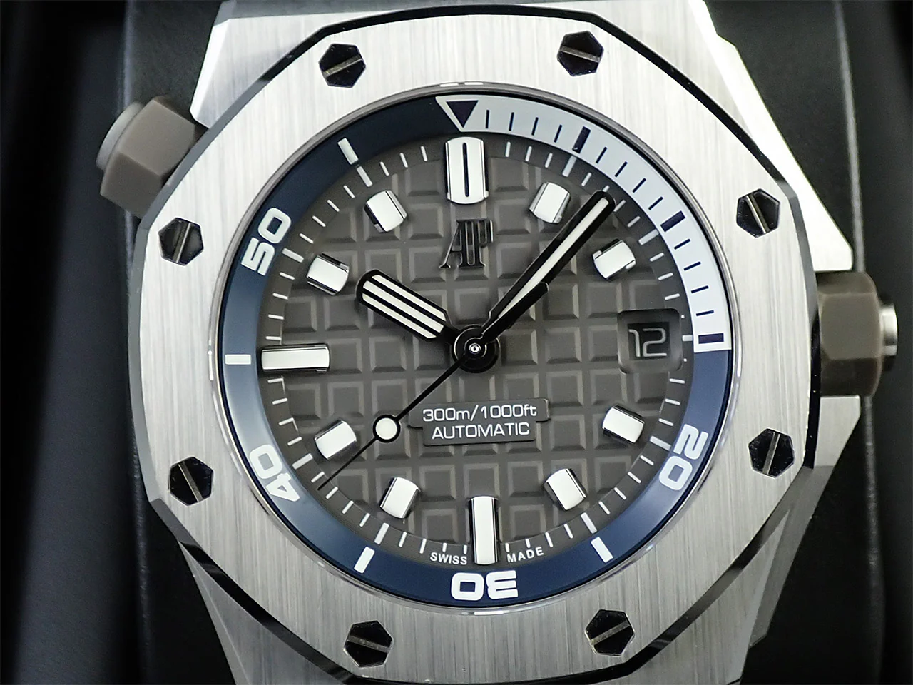 オーデマピゲ ロイヤルオーク オフショア ダイバー Ref.15720ST.OO.A009CA.01 ステンレススチール グレー文字盤 - Image 3