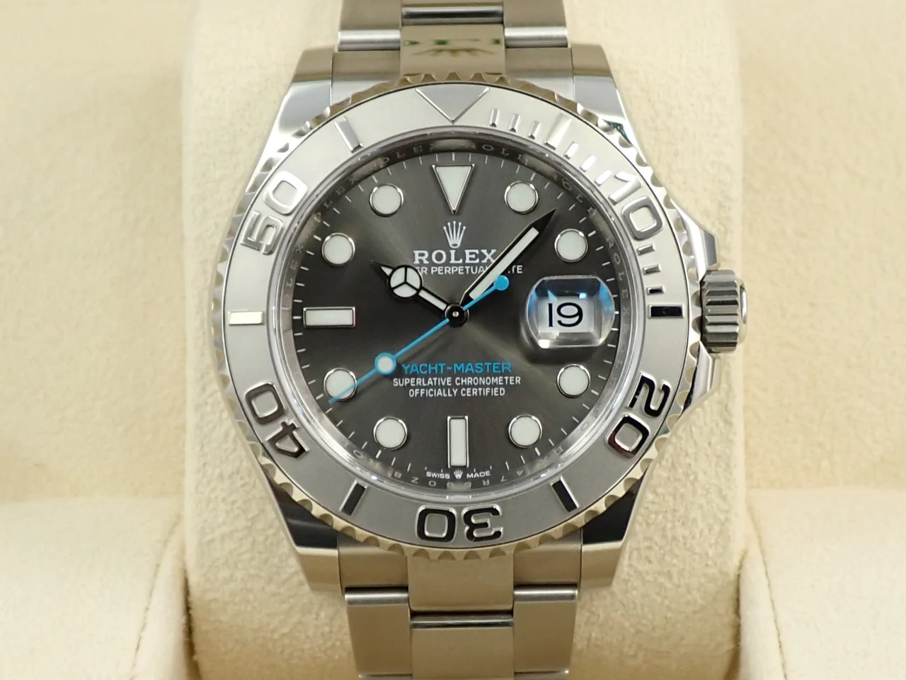 ロレックス ヨットマスター40 Ref.126622 ステンレススチール/プラチナ スレート文字盤 - Image 2