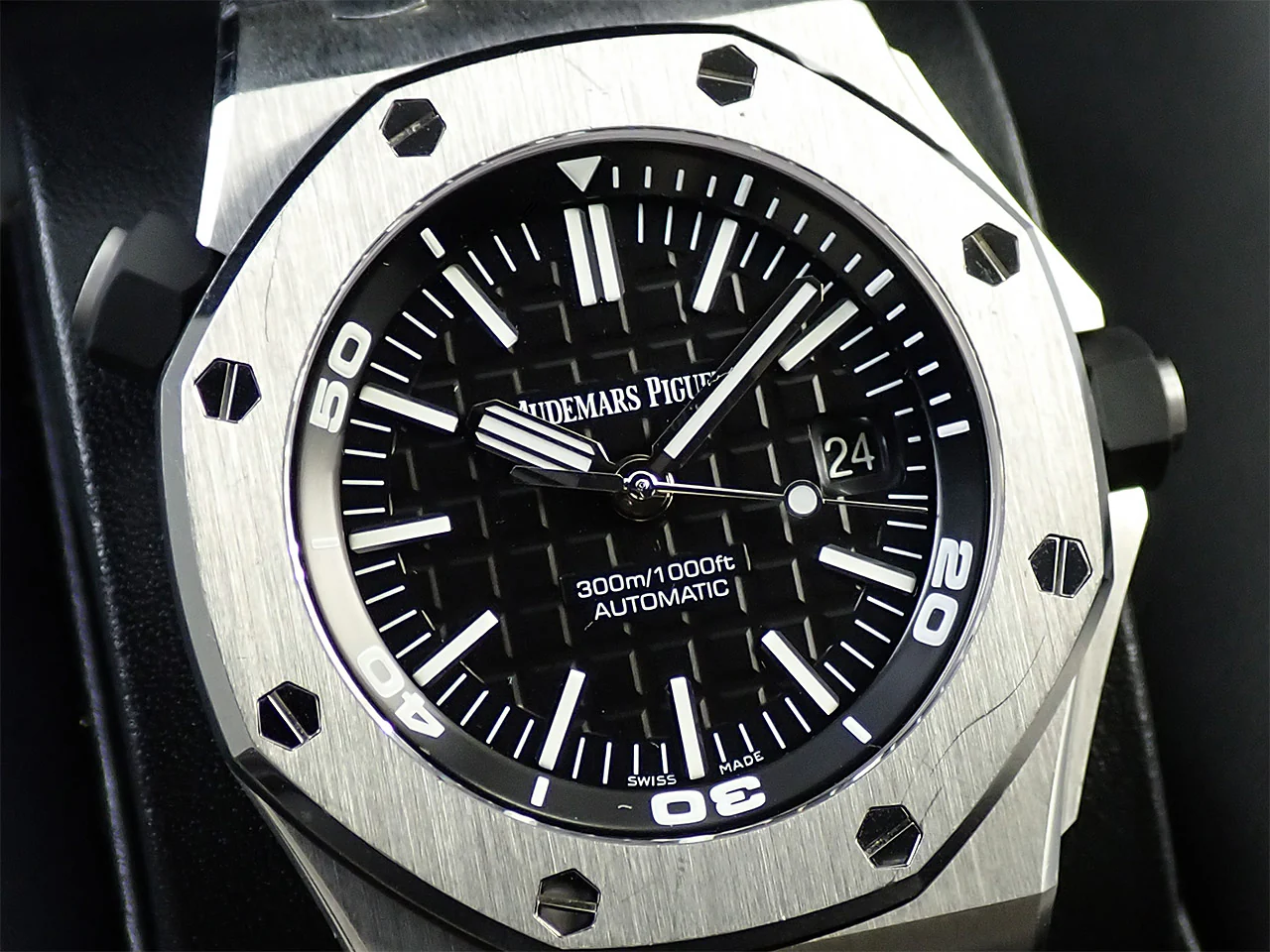 オーデマピゲ ロイヤルオーク オフショア ダイバー Ref.15710ST.OO.A002CA.01 ステンレススチール ブラック文字盤 - Image 3