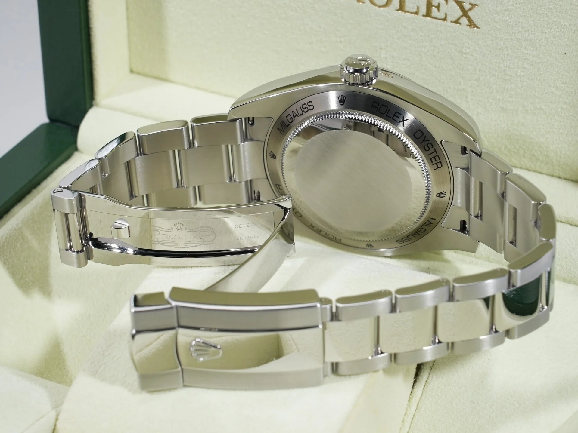 ロレックス ミルガウス Ref.116400GV ステンレススチール ブラック文字盤 - Image 8