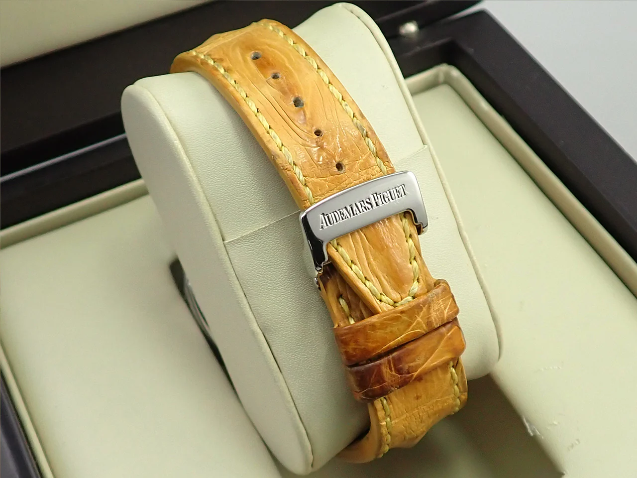 オーデマピゲ ロイヤルオーク オフショア クロノグラフ サファリ Ref.26170ST.OO.D091CR.01 ステンレススチール アイボリー文字盤 - Image 8