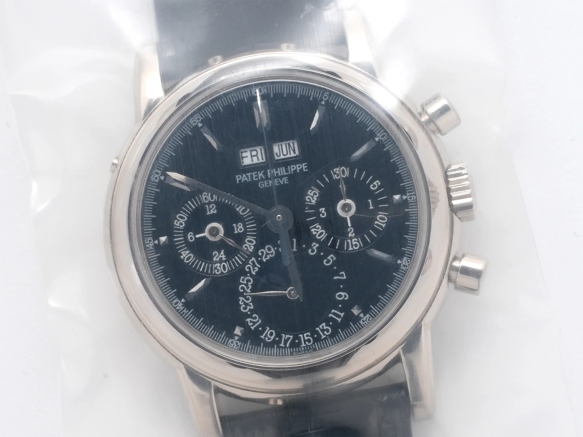 パテックフィリップ パーペチュアルカレンダー クロノグラフ Ref.3970EG-018 ホワイトゴールド ブラック文字盤 - Image 3