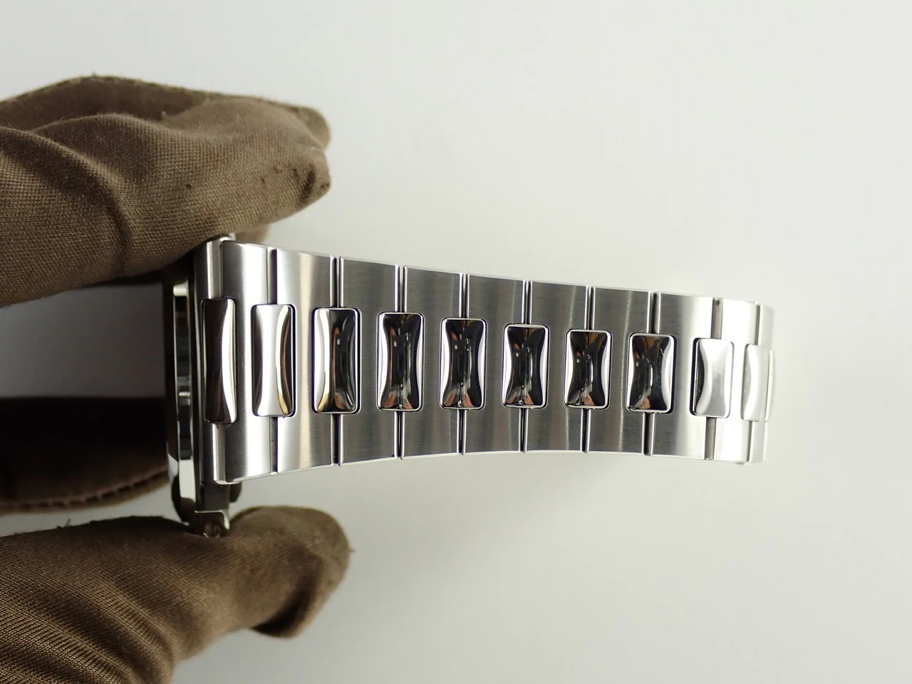 パテックフィリップ ノーチラス Ref.5711/1A-010 ステンレススチール ブルー文字盤 - Image 9
