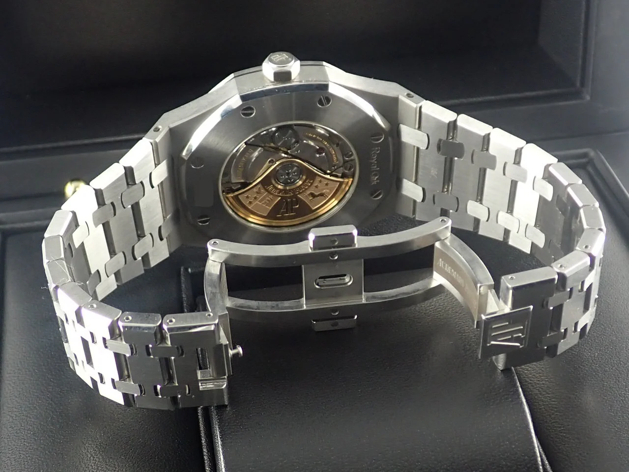 オーデマピゲ ロイヤルオーク Ref.15400ST.OO.1220ST.03 ステンレススチール ブルー文字盤 - Image 8