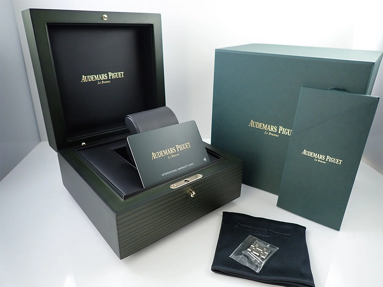 オーデマピゲ ロイヤルオーク Ref.15510ST.OO.1320ST.06 ステンレススチール ナイトブルー文字盤 中古 WZ83HPFF - Image 11