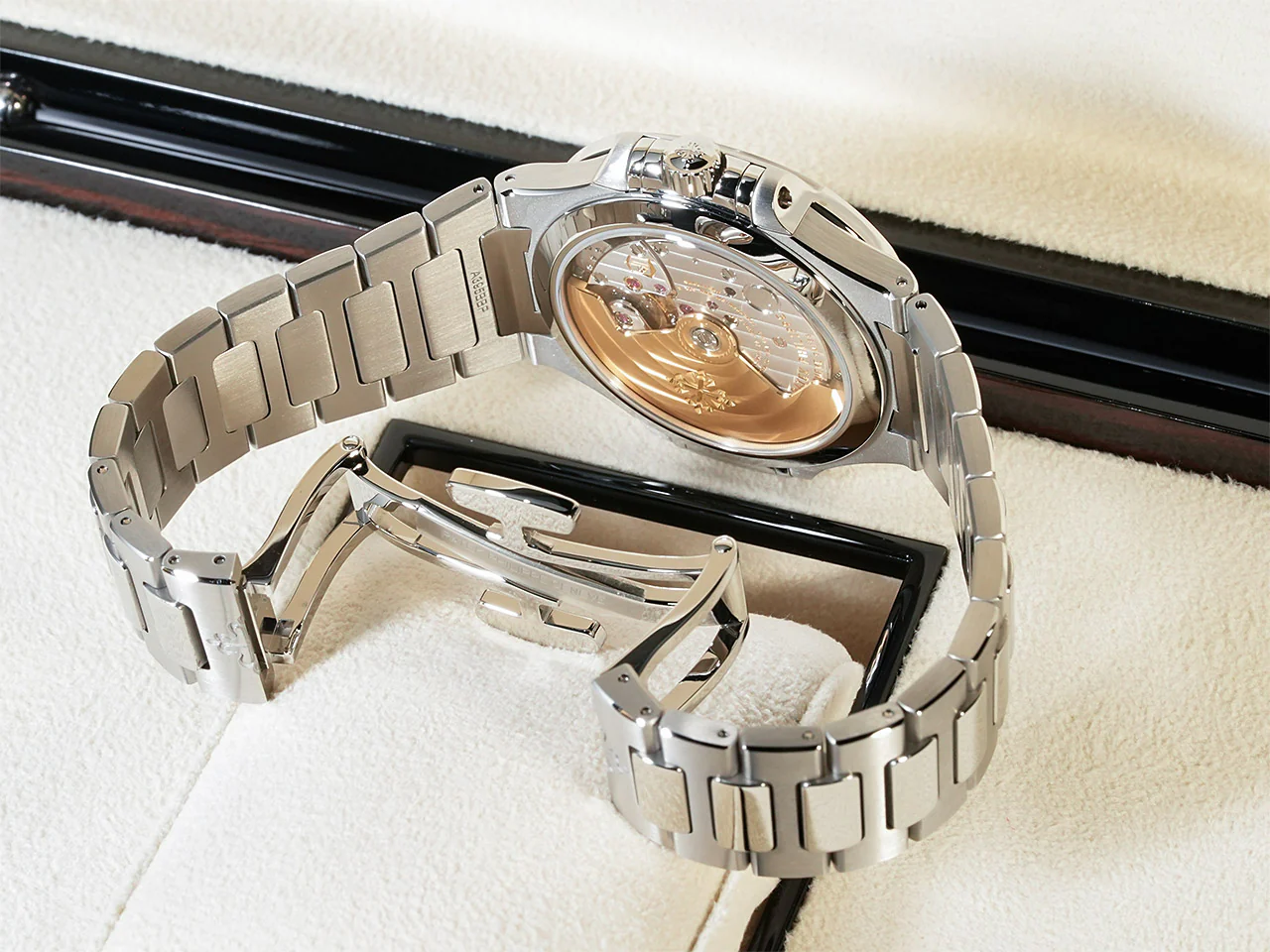 パテックフィリップ ノーチラス Ref.7118/1A-011 ステンレススチール スモークグレー文字盤 - Image 6