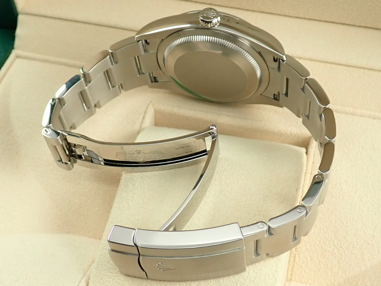 ロレックス オイスターパーペチュアル36 Ref.126000 ステンレススチール イエロー文字盤 - Image 8