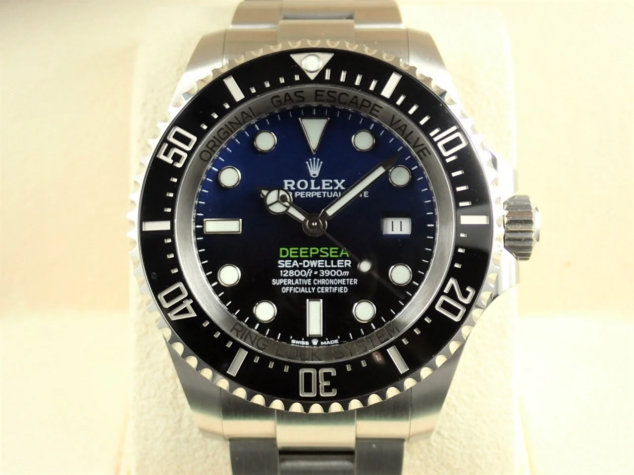 ロレックス シードゥエラー ディープシー Ref.126660 ステンレススチール D-BLUE文字盤 - Image 2