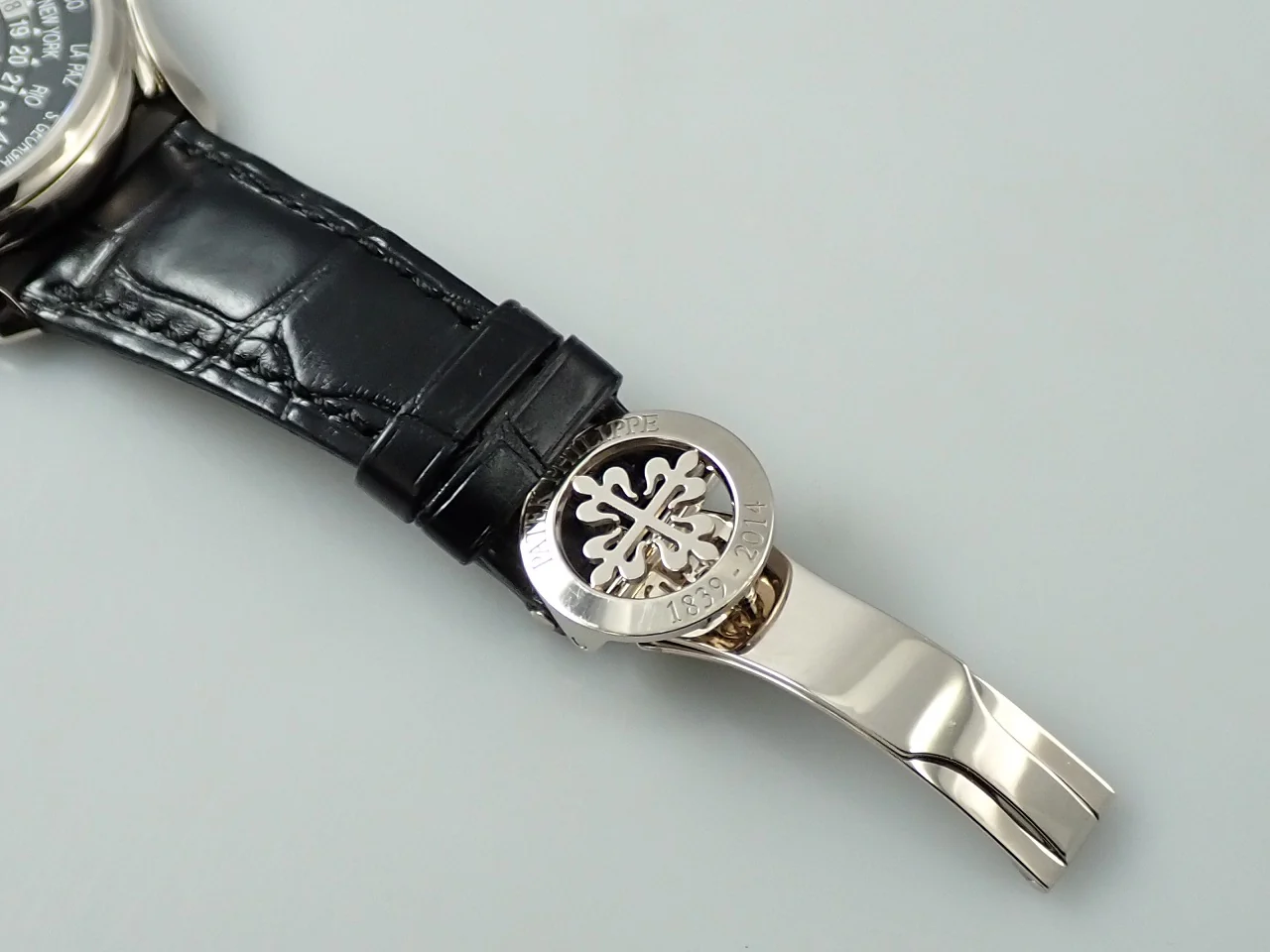パテックフィリップ コンプリケーション ワールドタイム ムーンフェイズ Ref.5575G-001 ホワイトゴールド ブラック文字盤 - Image 10