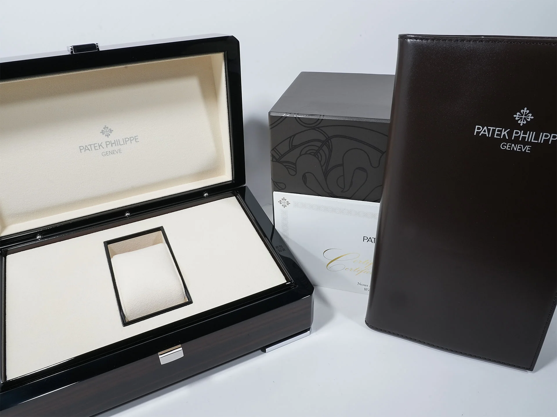 パテックフィリップ アクアノート Ref.5168G-001 ホワイトゴールド ミッドナイトブルー文字盤 中古 ymsch67p - Image 9