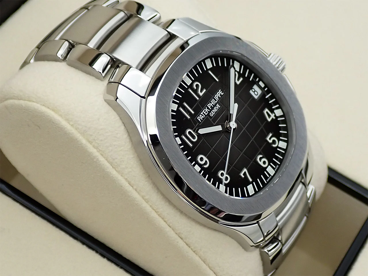 パテックフィリップ アクアノート エクストララージ Ref.5167/1A-001 ステンレススチール ブラック文字盤 - Image 5