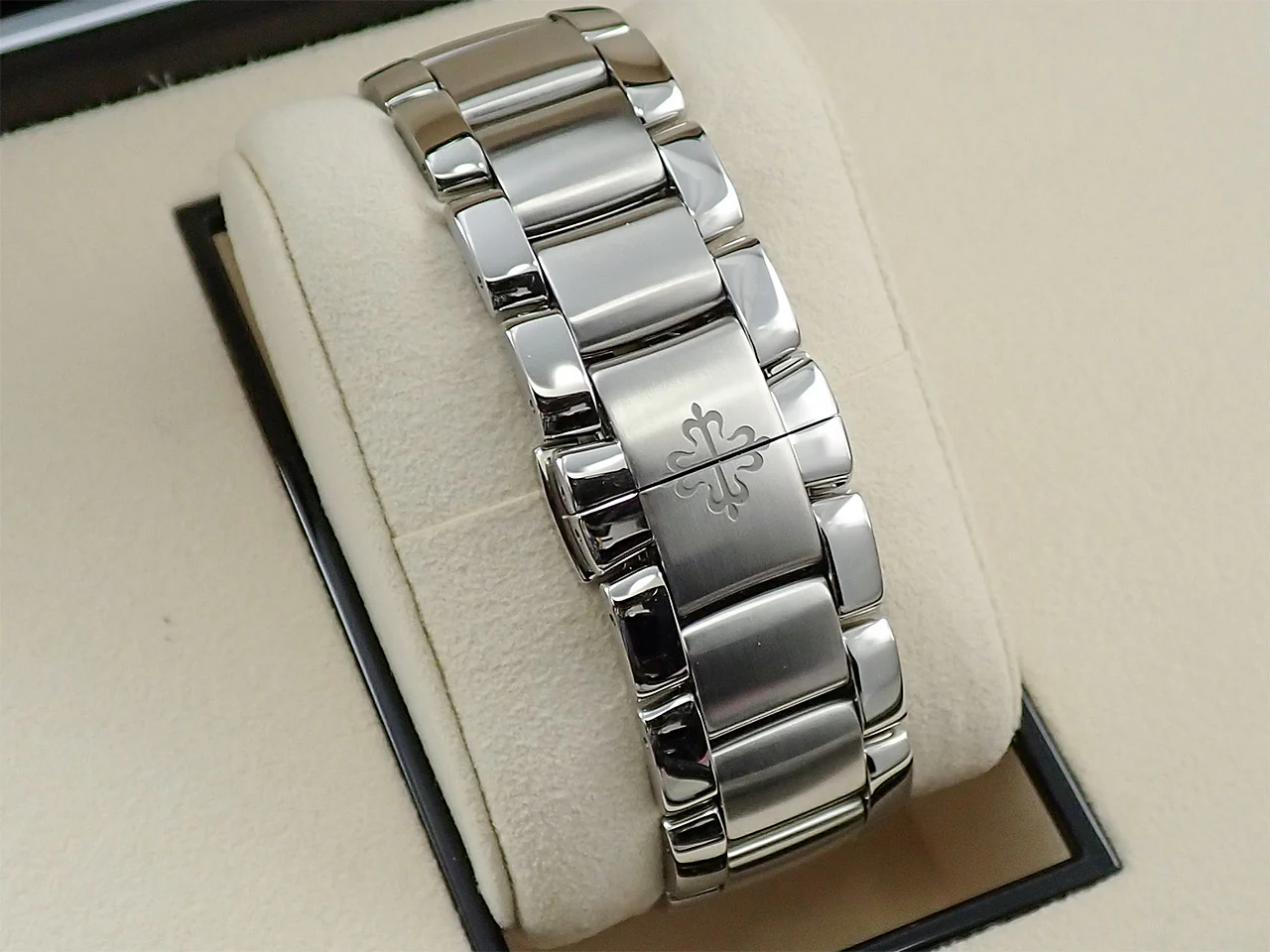 パテックフィリップ アクアノート エクストララージ Ref.5167/1A-001 ステンレススチール ブラック文字盤 - Image 7