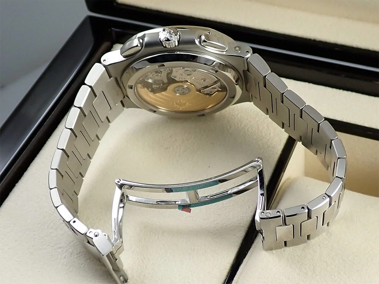 パテックフィリップ ノーチラス トラベルタイム クロノグラフ Ref.5990/1A-001 ステンレススチール ブラックグラデーション文字盤 - Image 8