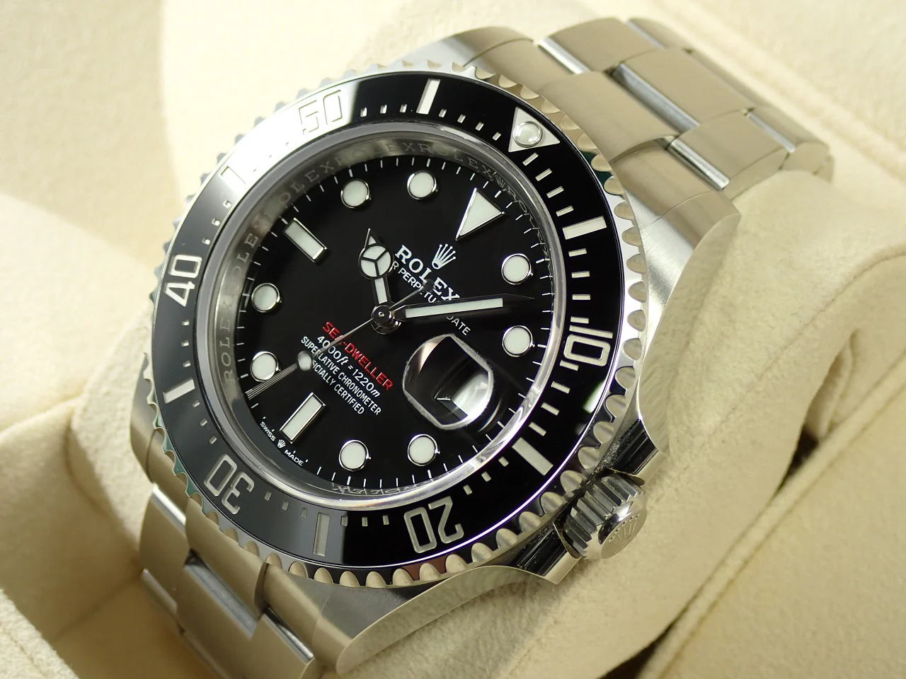 ロレックス シードゥエラー Ref.126600 ステンレススチール ブラック文字盤 - Image 4