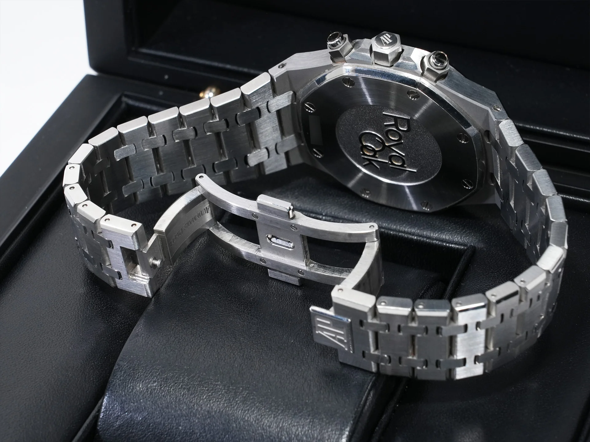 オーデマピゲ ロイヤルオーク クロノグラフ Ref.26331ST.OO.1220ST.02 ステンレススチール ブラック文字盤 中古 zj4ubzjd - Image 8