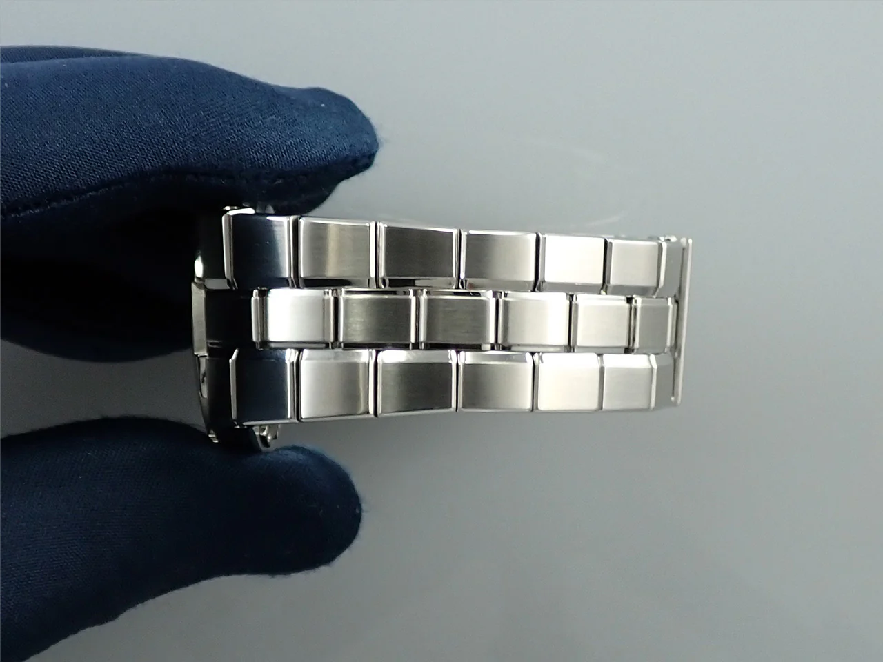 ヴァシュロンコンスタンタン オーヴァーシーズ Ref.42040/423A グレー文字盤 中古 ZV413425 - Image 8